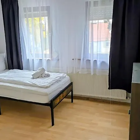 Bew Haus Mit 7 Schlafzimmern In Engelsbrand