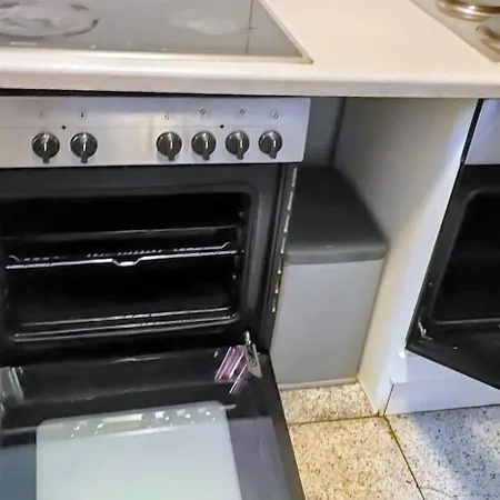 Bew Haus Mit 7 Schlafzimmern In *